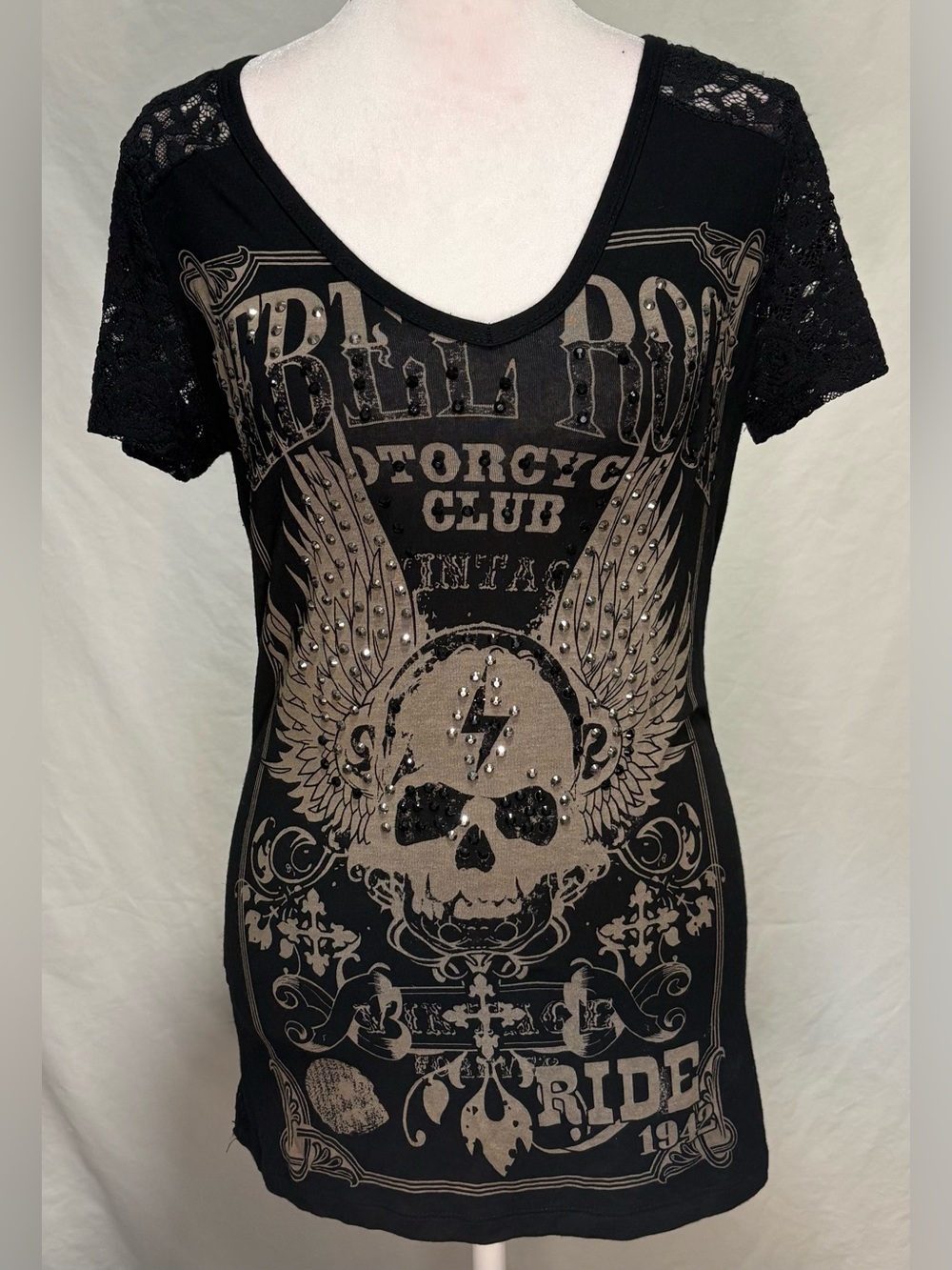 Vocal Y2K Rhinestone Skull Wings Lace Back Graphic Top Black